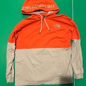 North face size L hoodie